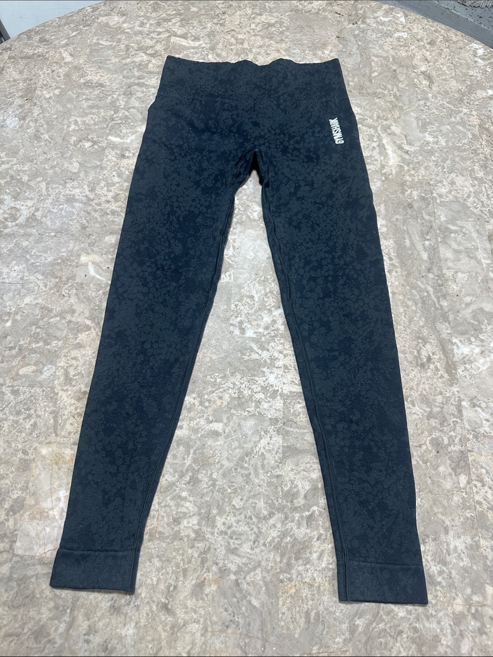 Gymshark Black Floral-Textured Leggings with Logo